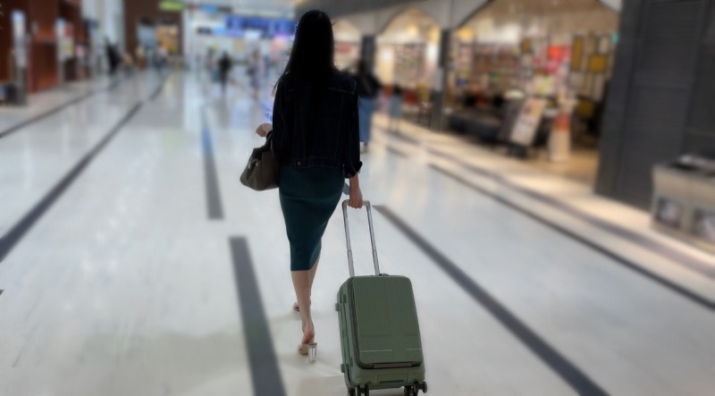 109IENFH-31002 – A cute big-breasted nursery teacher is wearing a naked apron as a virgin!  – Both the virgin and the daycare worker are horny with the hand job while breastfeeding the breasts that come out from the apron!  – Raw insertion into the crotch