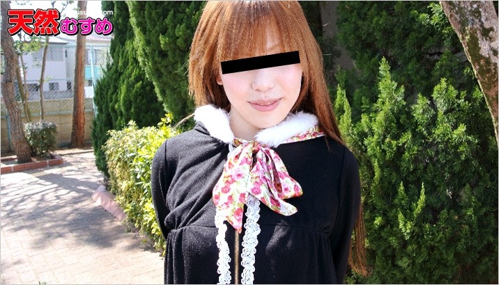 10musume-070412_01 – Fushigi-chan and lotion see-through swimsuit