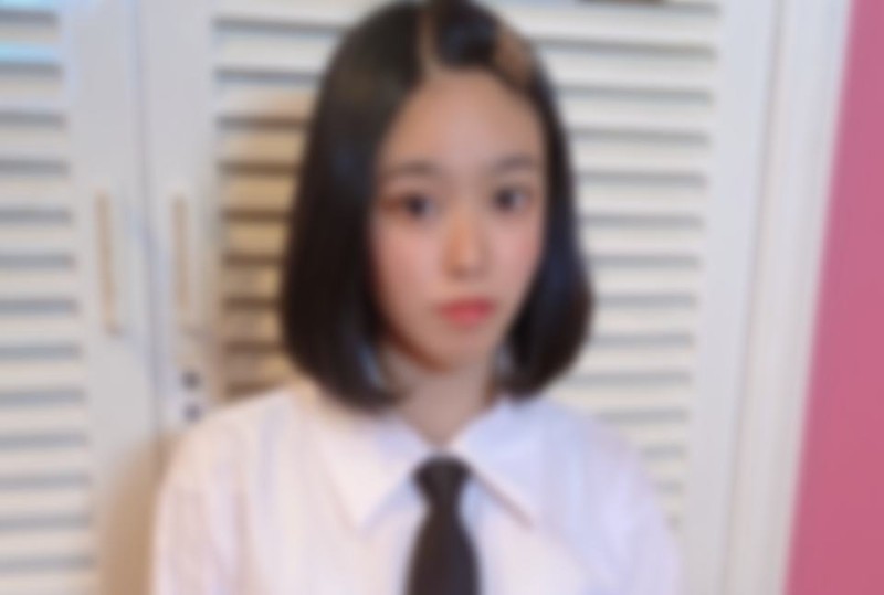 FC2-PPV-2101721 – A young girl in her teens who ran away from home and stayed at an internet cafe.  – She tricks the shadowy girl with her words, licks her unfinished body and cums heavily in her immature pussy.