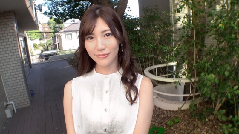 DIY-071 – "Please sleep over my girlfriend who is too cute" A super-premium-class ordinary person makes an AV appearance in front of her boyfriend!