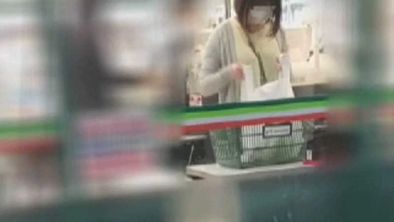 FC2-PPV-2866025 – [Individual] Woman with Big Ass Discovered a woman who ran away after receiving a loan.  – I secretly fuck her with a big cock in her home with her husband