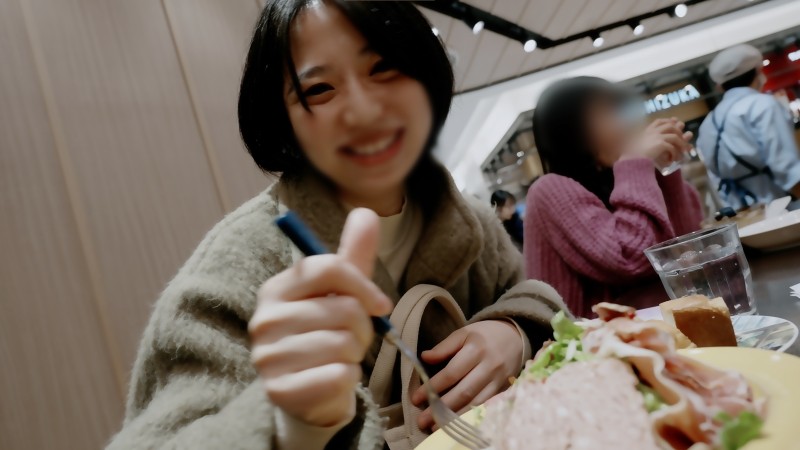 FC2-PPV-4070426 – 1500 points until 12/19 [Bristly hair/serious] Serious sex with a girl around 30 years old who looks good with a short bob.  – Had sex twice and had a huge creampie.  – [1 hour 13 minutes]