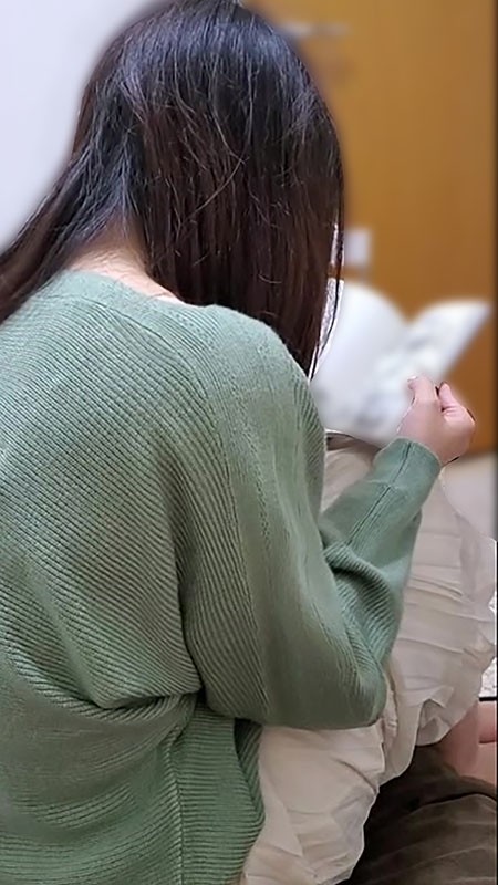 FC2-PPV-1717226 – [Outflow] ♯ Busty saffle.  – She attacks the defenseless place and cums without saying anything.