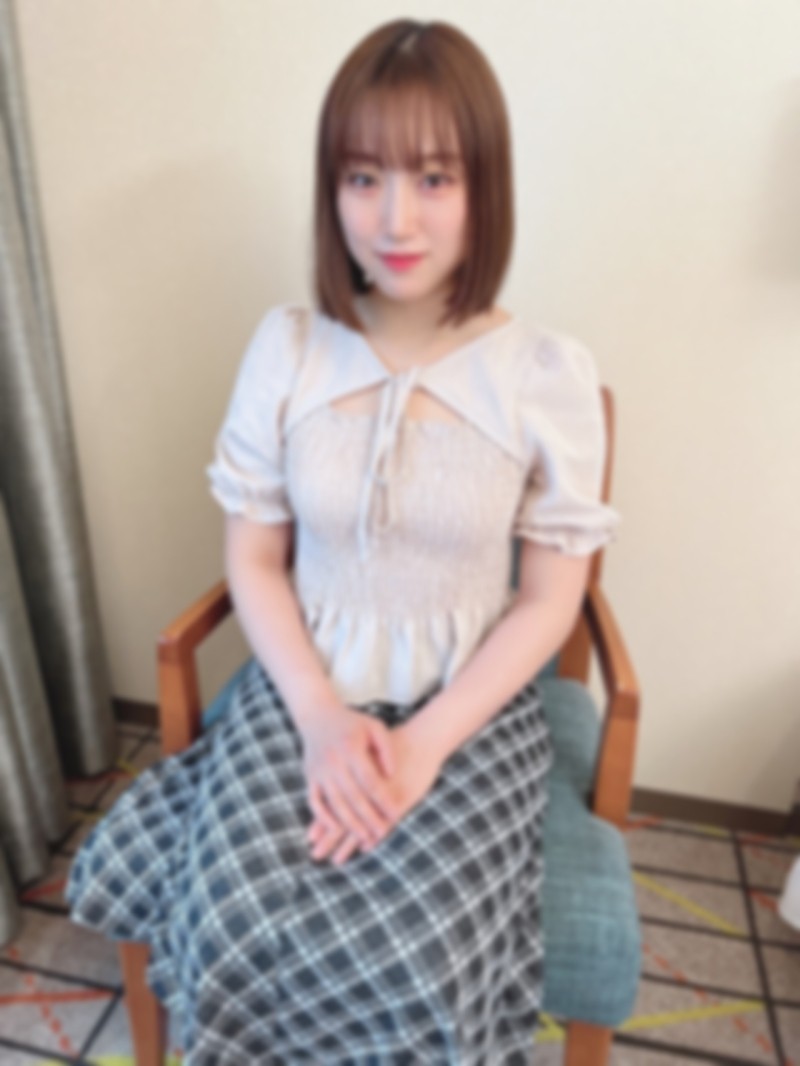 FC2-PPV-4312471 – “Actually, I'm a woman…'' A beautiful woman with no experience with men offers her virginity here.  – Please watch over me warmly.