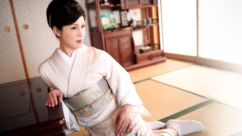 Pacopacomama-050618_268 – Kimono Beauty's Maturity Skills In Her Fifties