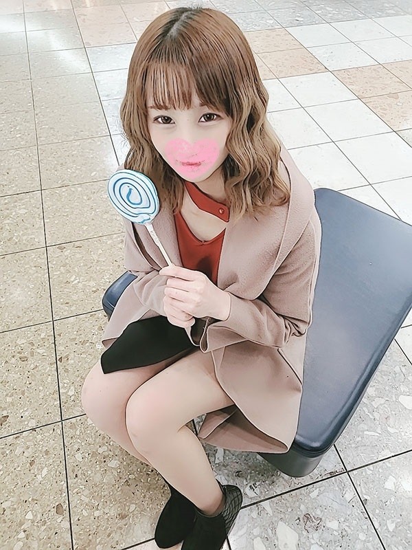 FC2-PPV-2798836 – [No / face exposed / sanctions / total of 2 works 155 minutes] A slender beauty who rolls men with her palms with a devilish charm, anger inside out & refill bukkake sanctions.