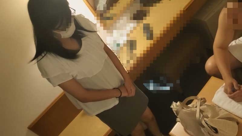 H4610-ki220528 – Rena Sakurai