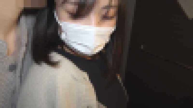 ITSR-118 – An old lady who talks.  – "Wait a minute and stop!" When I went to an acquaintance's husband's esthetic, I was persuaded during an oil massage, and the married women who were squid and accepted sex.  – 4 Hours BEST