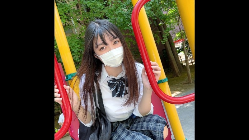 FC2-PPV-2407240 – After inserting raw into 20-year-old JD's Tsurutsuruma, decide by firing in the mouth from no hand blowjob